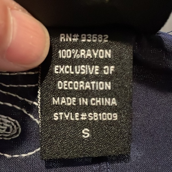 Anthropologie Liv Los Angeles Short sleeve embroidered shirt.  Size small. - Picture 11 of 12